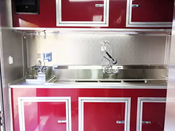 2025 Southern Dimensions 26'- Fully Loaded with Steam Tables & Smoker (SDG-339) - Image 2